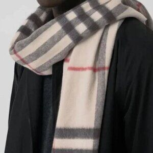 Burberry Women's multi Scarf-wraps